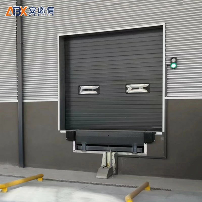 深圳市铝板滑升门